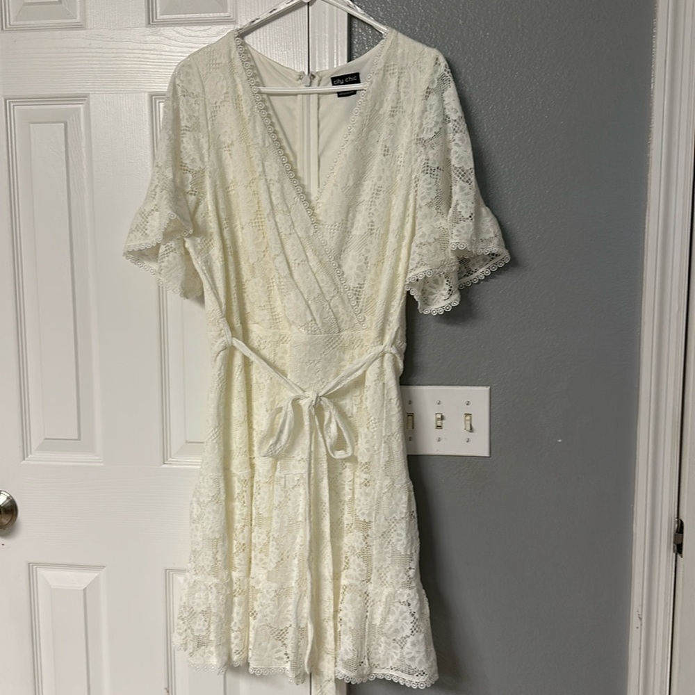 Lace dress
